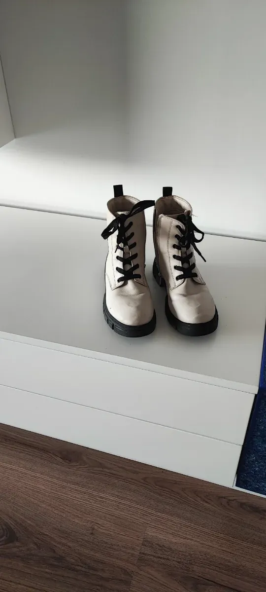 Botas chica o mujer bordadas talla 37