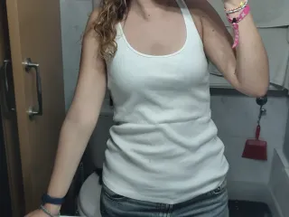 Camiseta blanca de tirantes