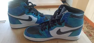 Botas Nike Air Jordan 1 High. N.39