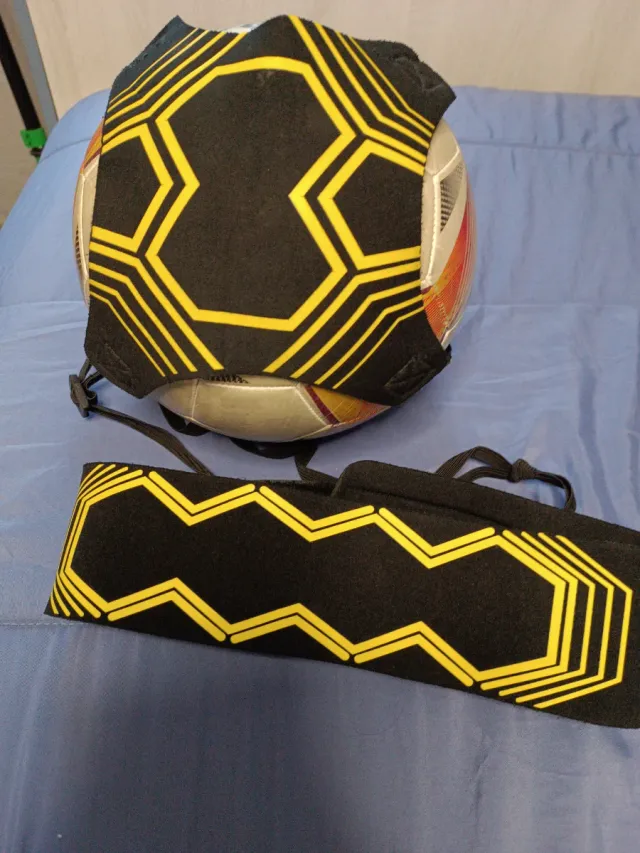 Entrenador de fútbol para niños