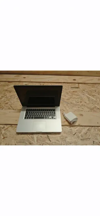 MacBook Pro Apple Plata