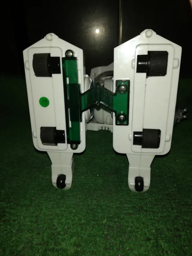 Robot RC para piezas