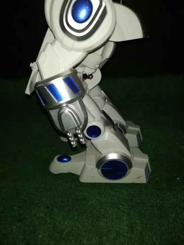 Robot RC para piezas