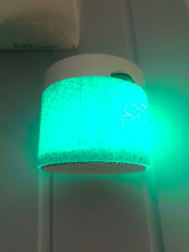 Altoparlante con luci LED