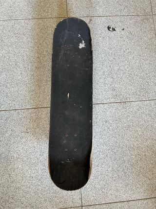 Skate Tabla Negra