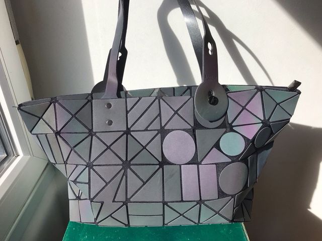 Bolso Bao Bao  Holográfico