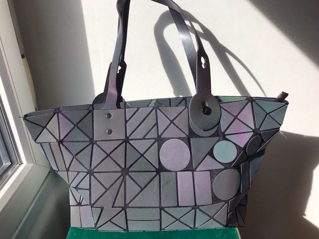 Bolso Bao Bao  Holográfico