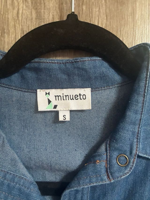 Camisa vaquera Minueto con bordado Geisha