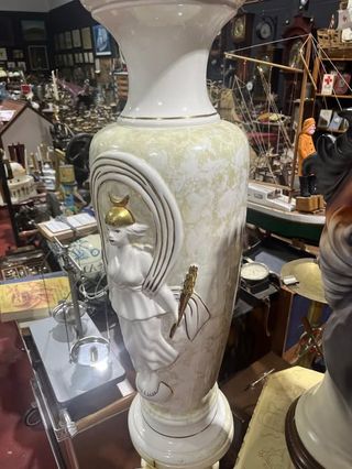 Bonito jarrón de cerámica de 75 cm de alto