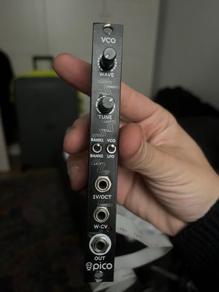 Módulo Eurorack VCO PICO
