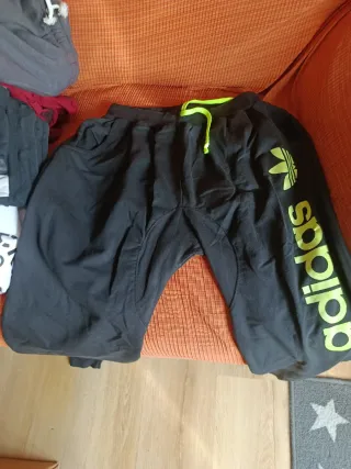 Pantalón chándal niño Adidas negro
