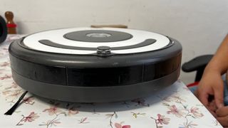 Roomba 675 aspirador robot