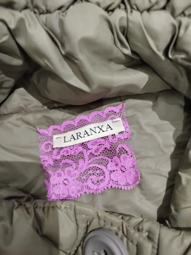 Abrigo capa acolchado verde talla única