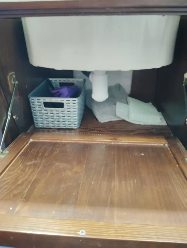 Mueble de baño madera y mármol