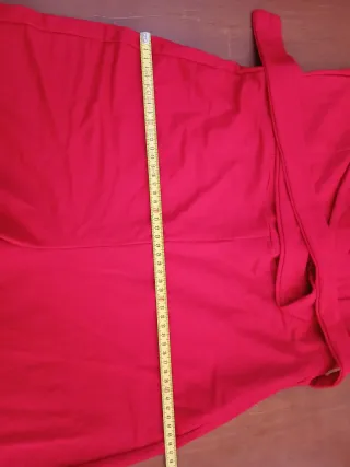 Mono rojo de pierna ancha