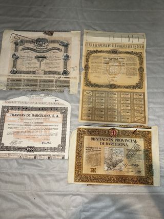 Gran lote de 42 acciones y obligaciones antiguas