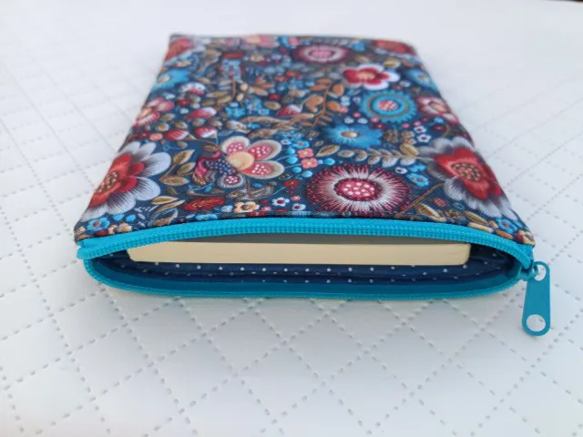 Funda Kindle 7" floral