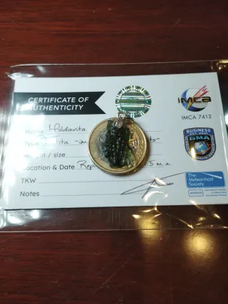 Colgante de moldavita