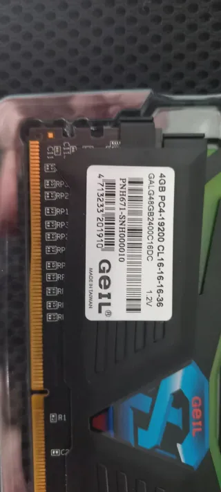 2x 4GB DDR4 GeIL RAM PC4-19200