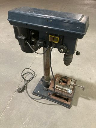 Taladro de columna vertical Einhel B 500