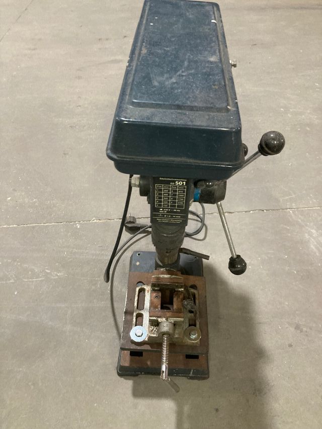 Taladro de columna vertical Einhel B 500