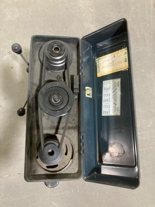 Taladro de columna vertical Einhel B 500