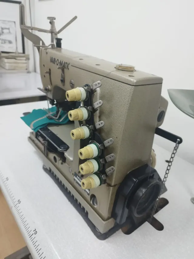 Máquina de coser Vari-o-matic MDN-3