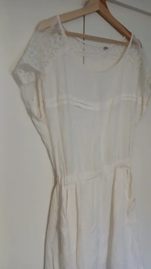 Vestido blanco encaje