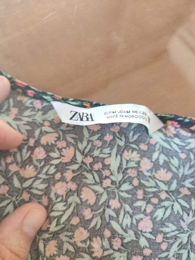 Vestido corto Zara estampado floral