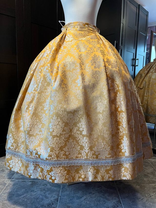 Falda Fallera brocatel