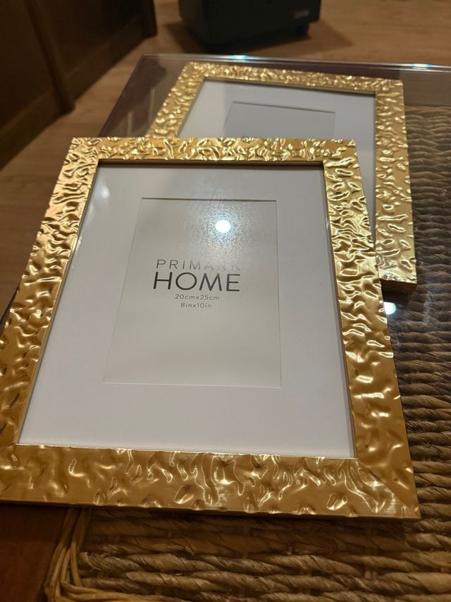 Marcos de fotos dorados Primark Home
