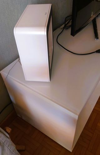 Mobile TV / Stereo in Vetro e Legno