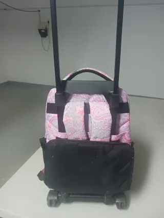 Mochila Totto con ruedas y estampado