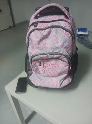 Mochila Totto con ruedas y estampado
