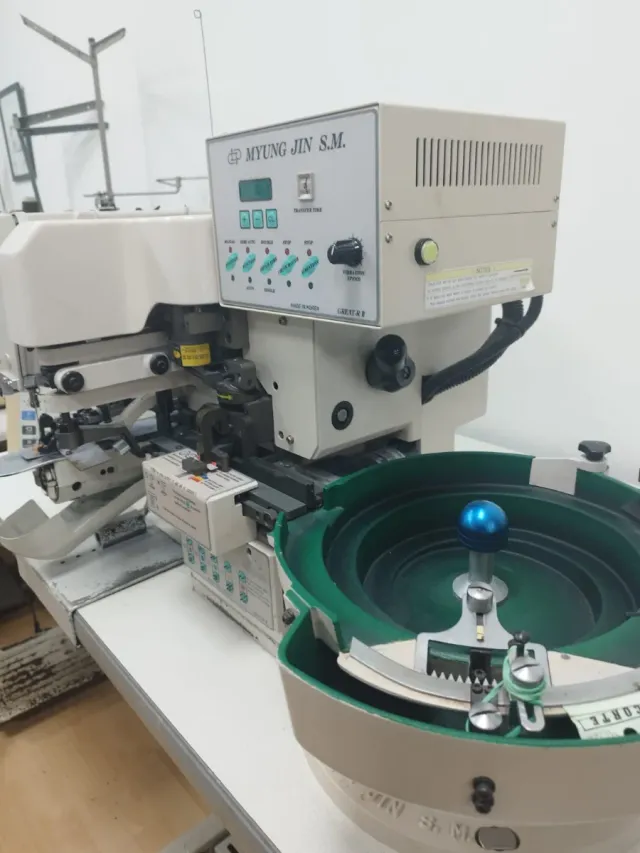 Máquina de coser Brother automática