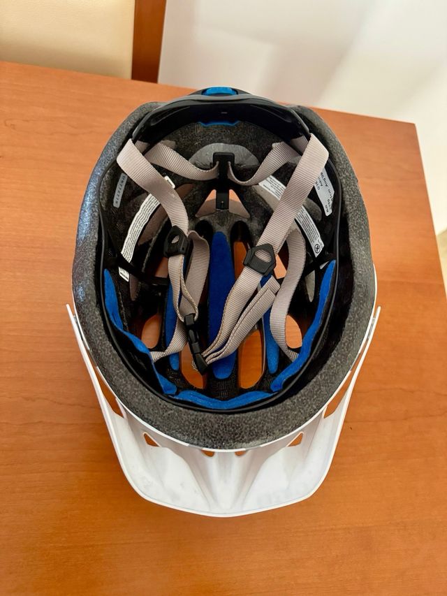 Casco de ciclismo GIRO Rift (Adulto)