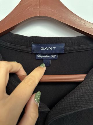 Polo Gant Negro