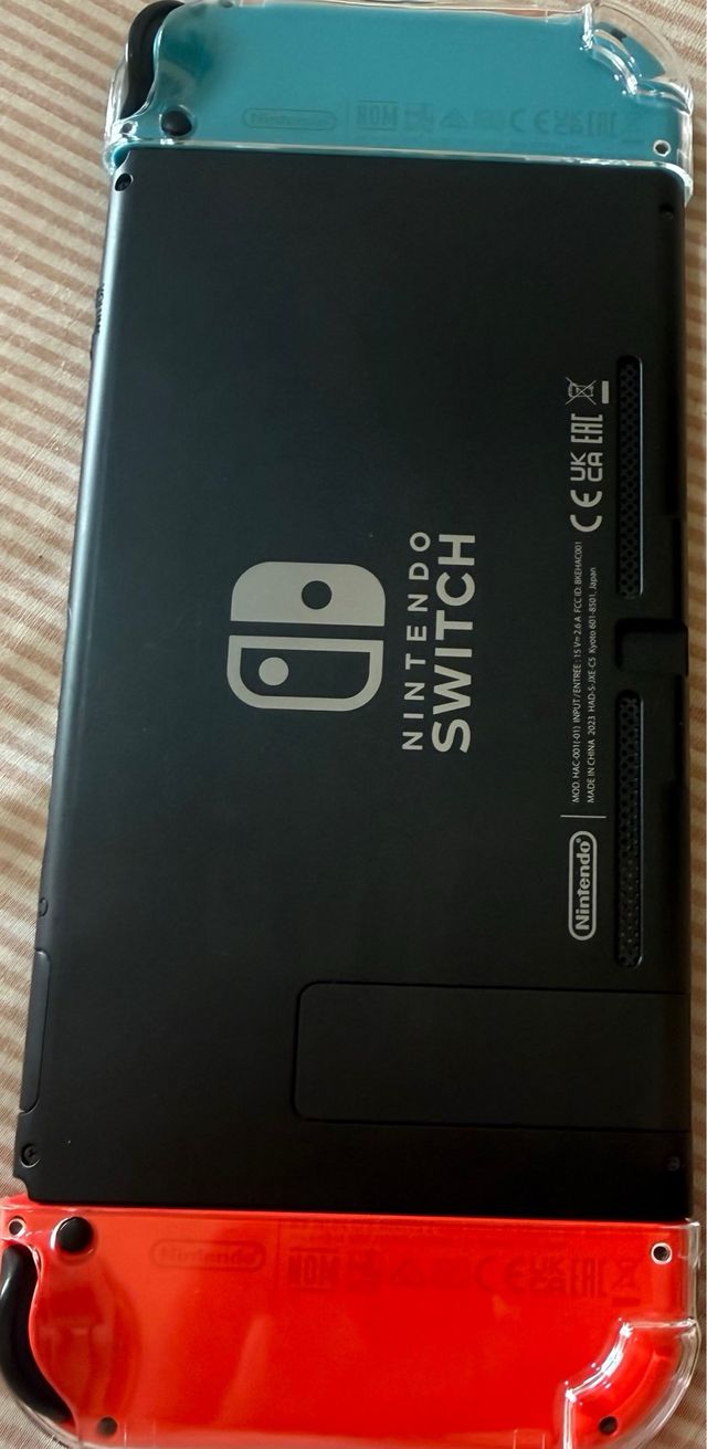 Nintendo Switch Azul/Rojo + Sports