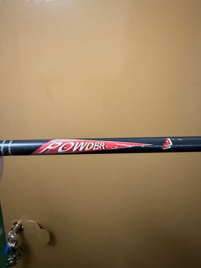 Botas esquí niño 32 Tecno + palos + casco (regalo)