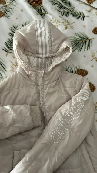 Chaqueta Adidas Reversible Beige y Blanca