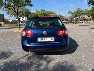 Volkswagen Passat 1.9 tdi bluem 2008