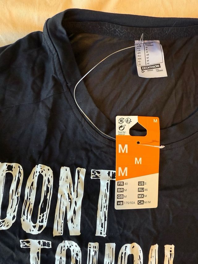 Camiseta Decathlon Don't Touch My Bar Talla M