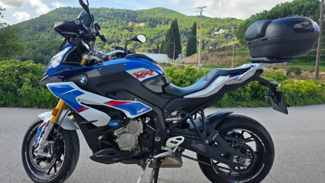BMW S1000XR 2019