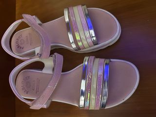Sandalias Pablosky Niña Rosa y Plateadas