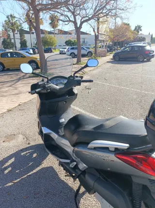Yamaha Xmax 250