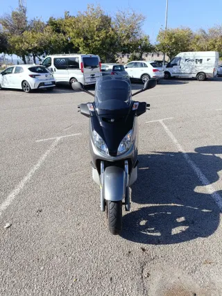 Yamaha Xmax 250
