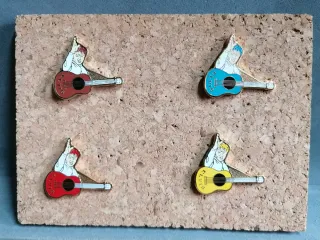 Pines Elvis Guitarra