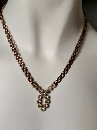 Collar vintage con cristales