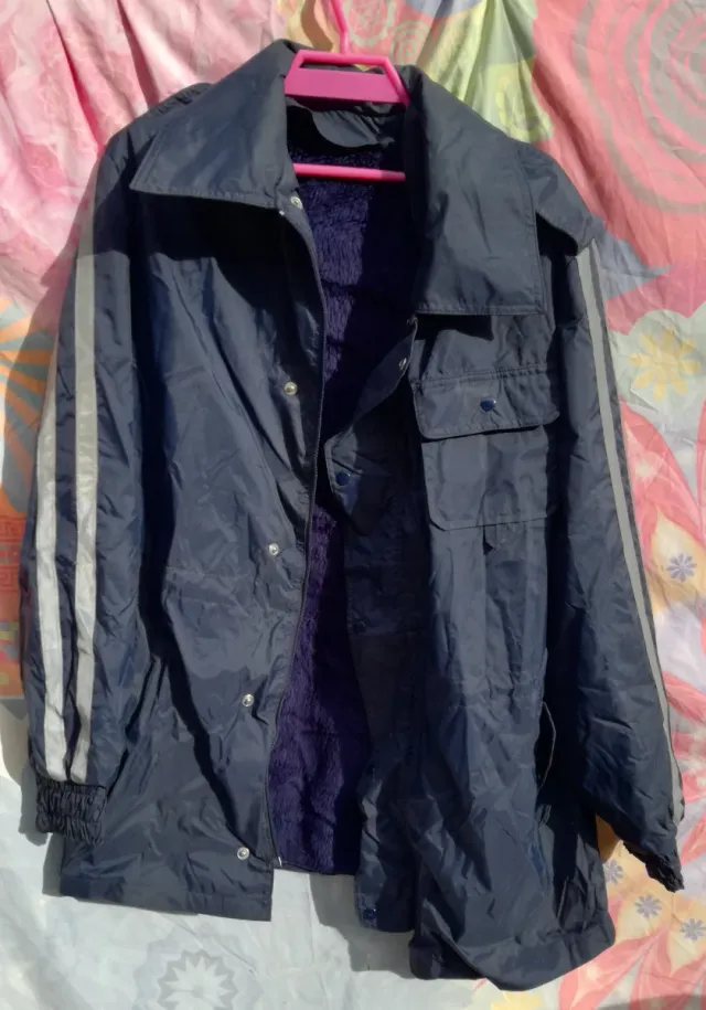 IMPERMEABLE AZUL MARINO CON CHALECO DE PELO