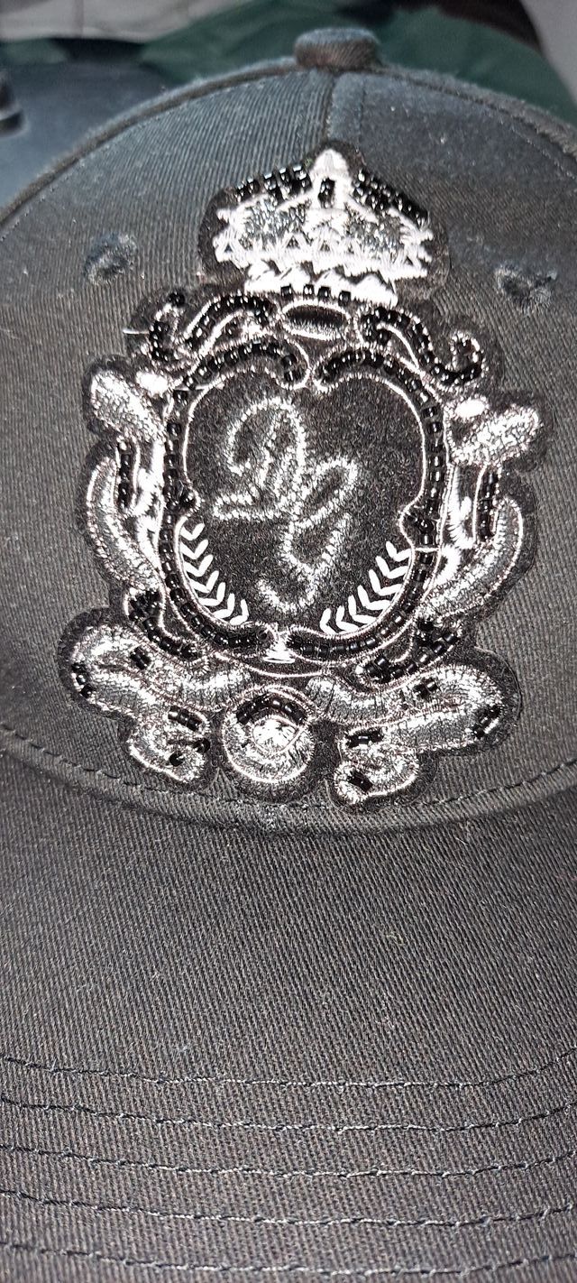 Gorra Bass Pro Shops + gorra Dolce Gabbana